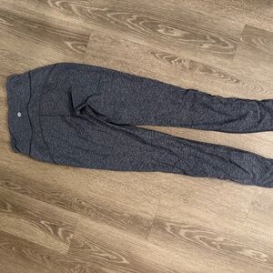 Lululemon grey leggings